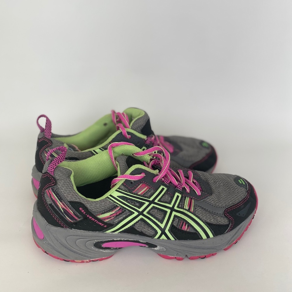 Asics Women’s Gel Venture 5 shoe size 7.5